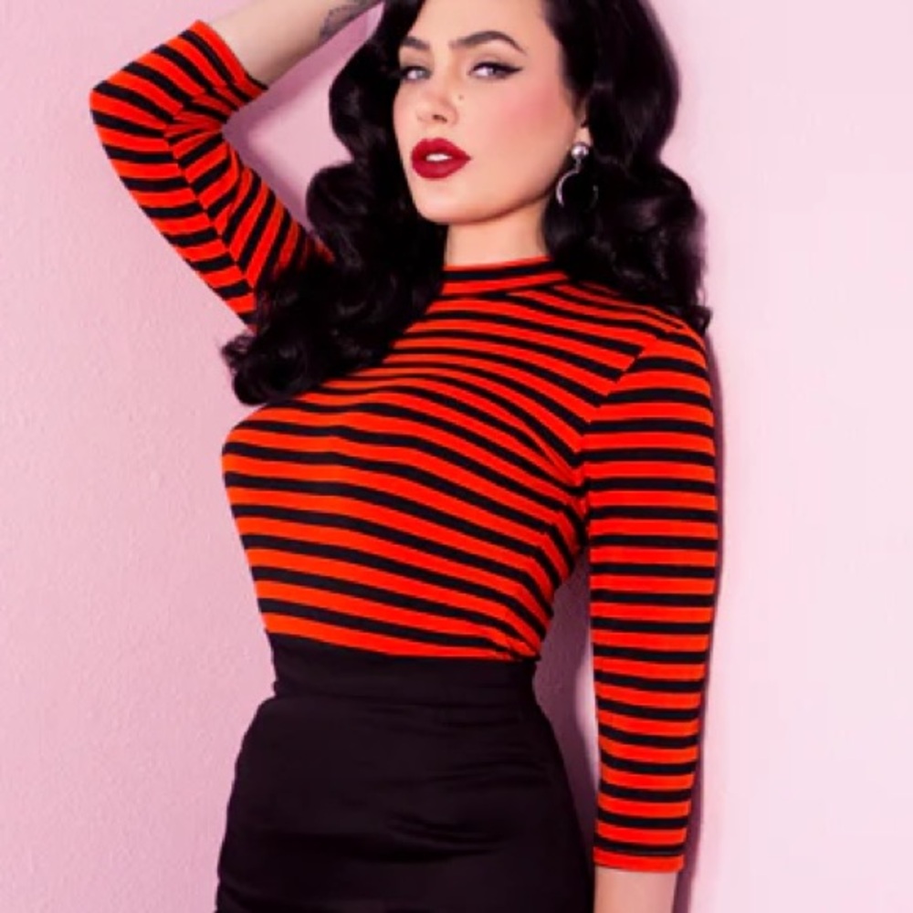 BAD GIRL 3/4 SLEEVE TOP IN ORANGE AND BLACK STRIPES - VIXEN BY MICHELINE PITT